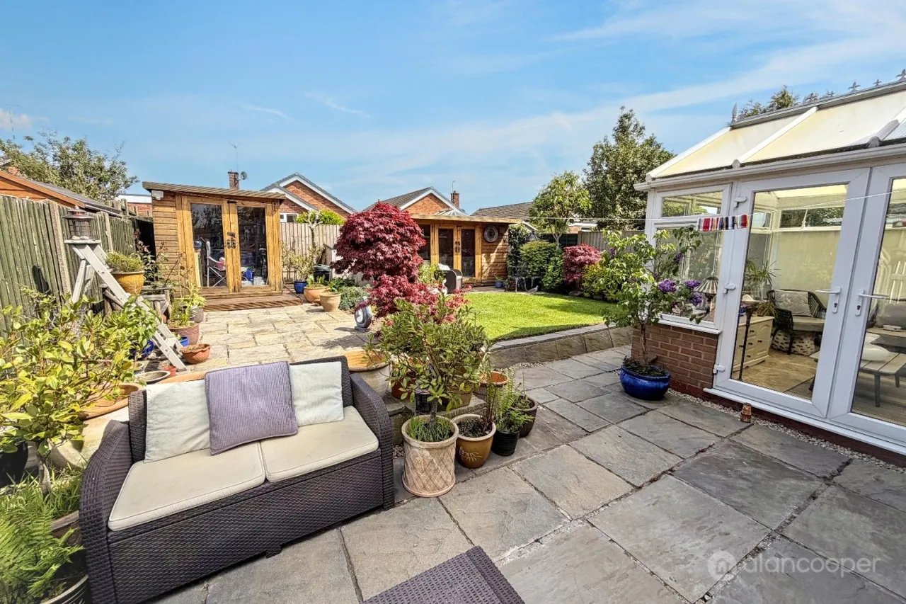 Higham Lane, Nuneaton, CV11, photo 25