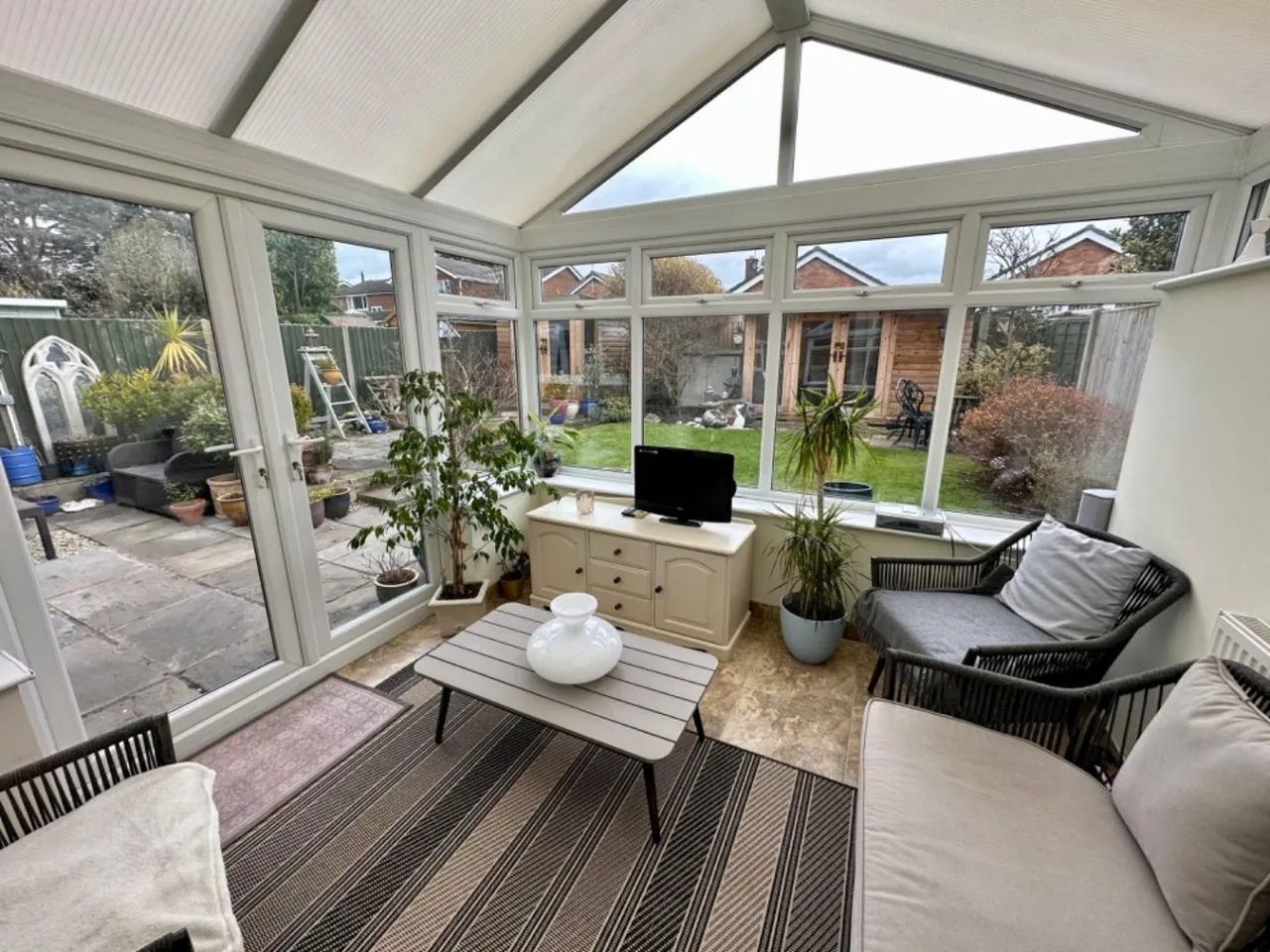Higham Lane, Nuneaton, CV11, photo 3