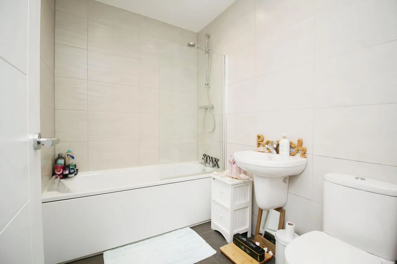 Barry Close, Kirby Muxloe, LE9, photo 12