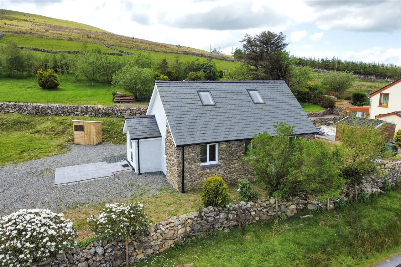 Rhosgadfan, Caernarfon, LL54, photo 18