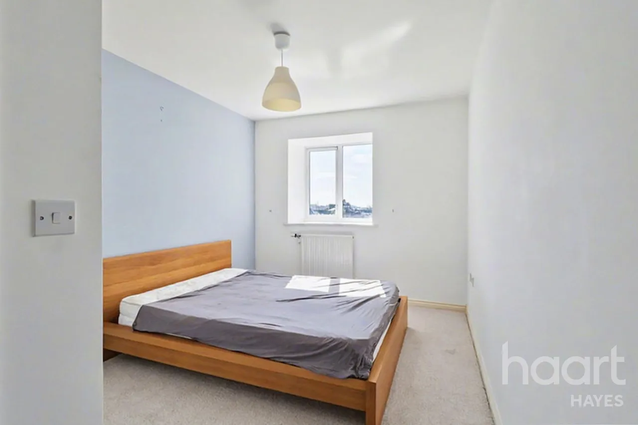 Varcoe Gardens, Hayes, UB3, photo 8