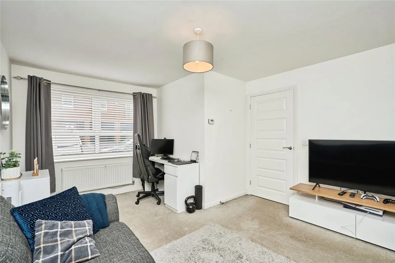 Godric Road, Newport, PO30, photo 5