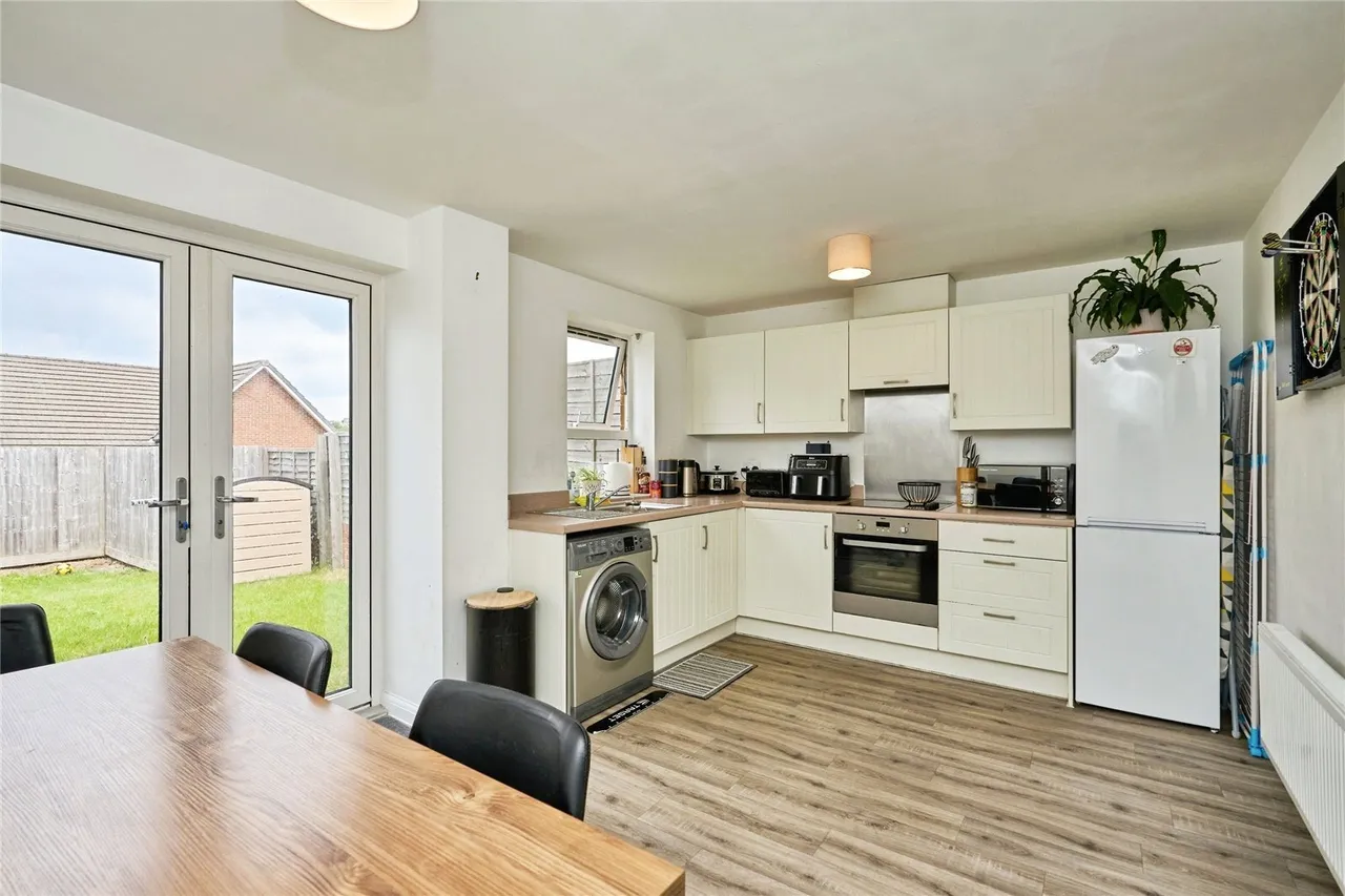 3 bed house for sale, Godric Road, Newport, PO30