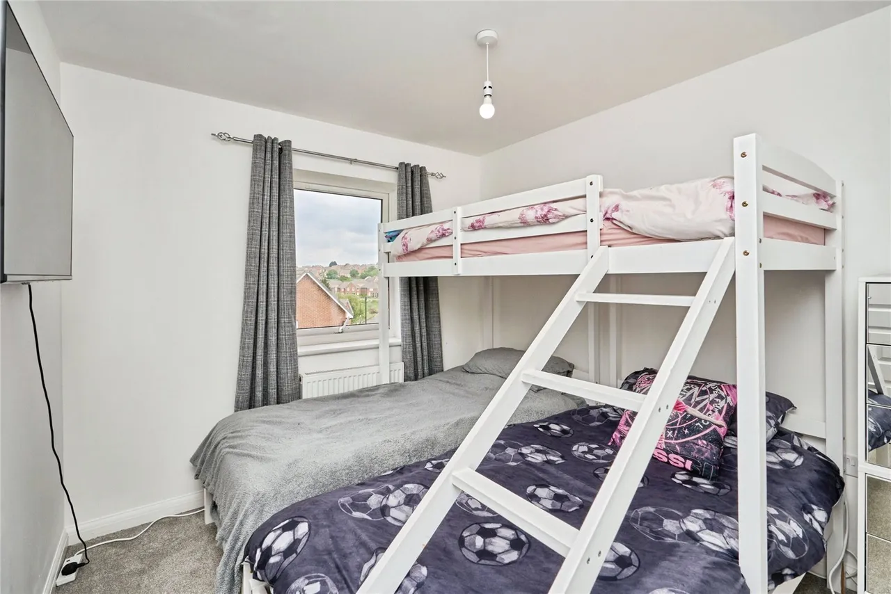 Godric Road, Newport, PO30, photo 12