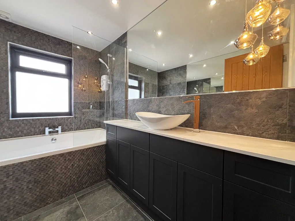Off Craigthornhill Road, South Lanarkshire, Hamilton, ML3 7XN, photo 30