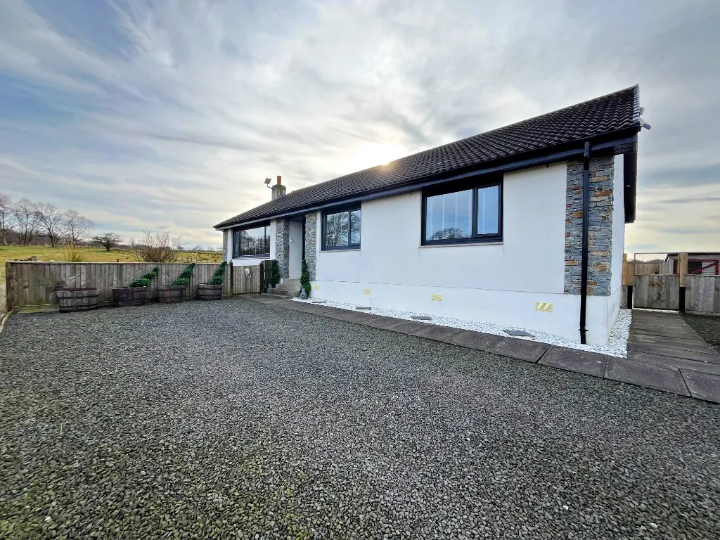 3 bed house to rent — Off Craigthornhill Road, South Lanarkshire, Hamilton, ML3 7XN