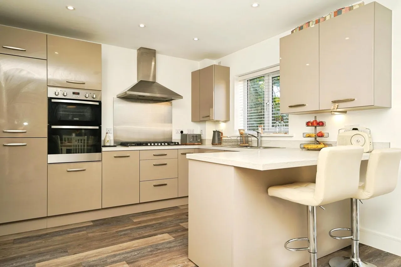Budding Way, Dursley, GL11, photo 4