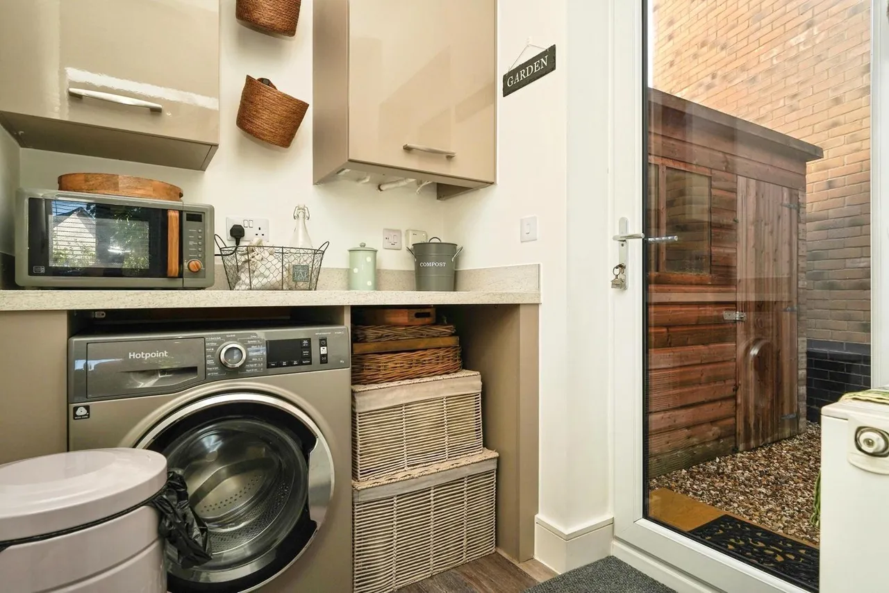 Budding Way, Dursley, GL11, photo 14