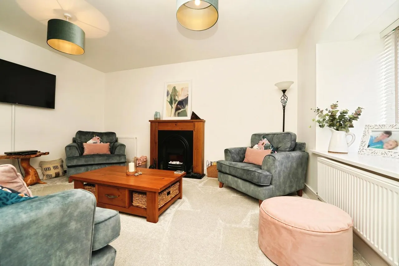 Budding Way, Dursley, GL11, photo 23