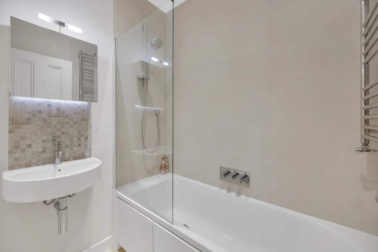 Chalcot Road, Primrose Hill, NW1, photo 22