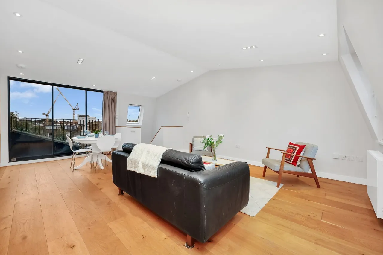 Chalcot Road, Primrose Hill, NW1, photo 12