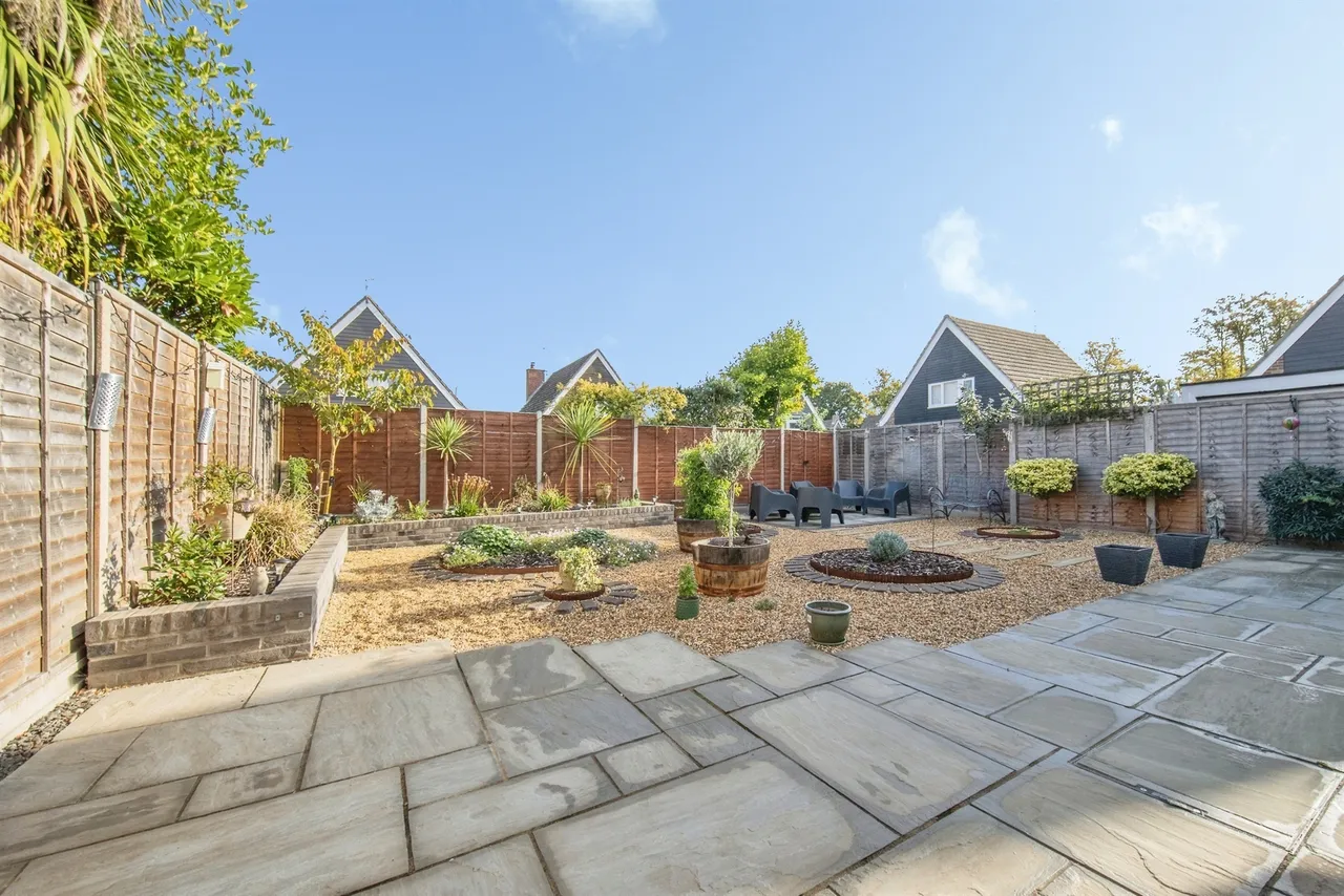 Holyrood Close, Ipswich, IP2, photo 17