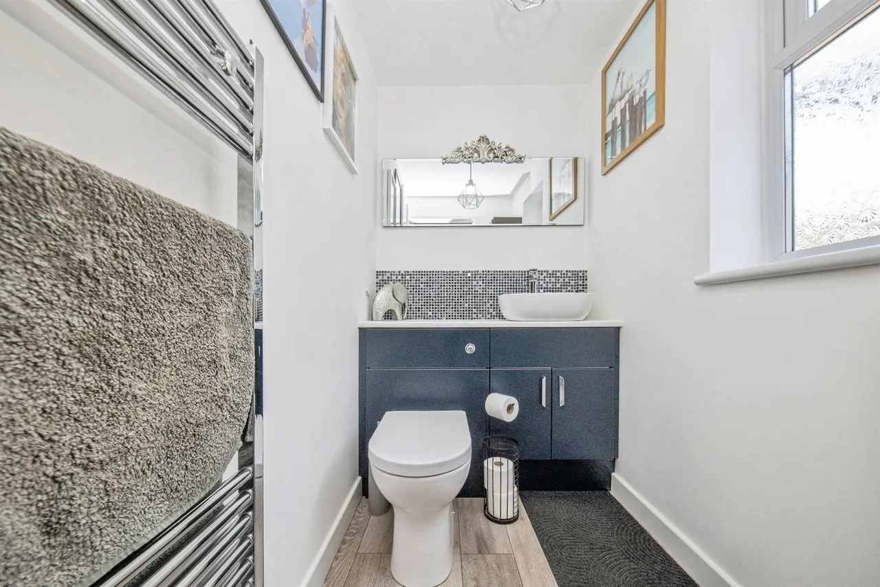 Holyrood Close, Ipswich, IP2, photo 11