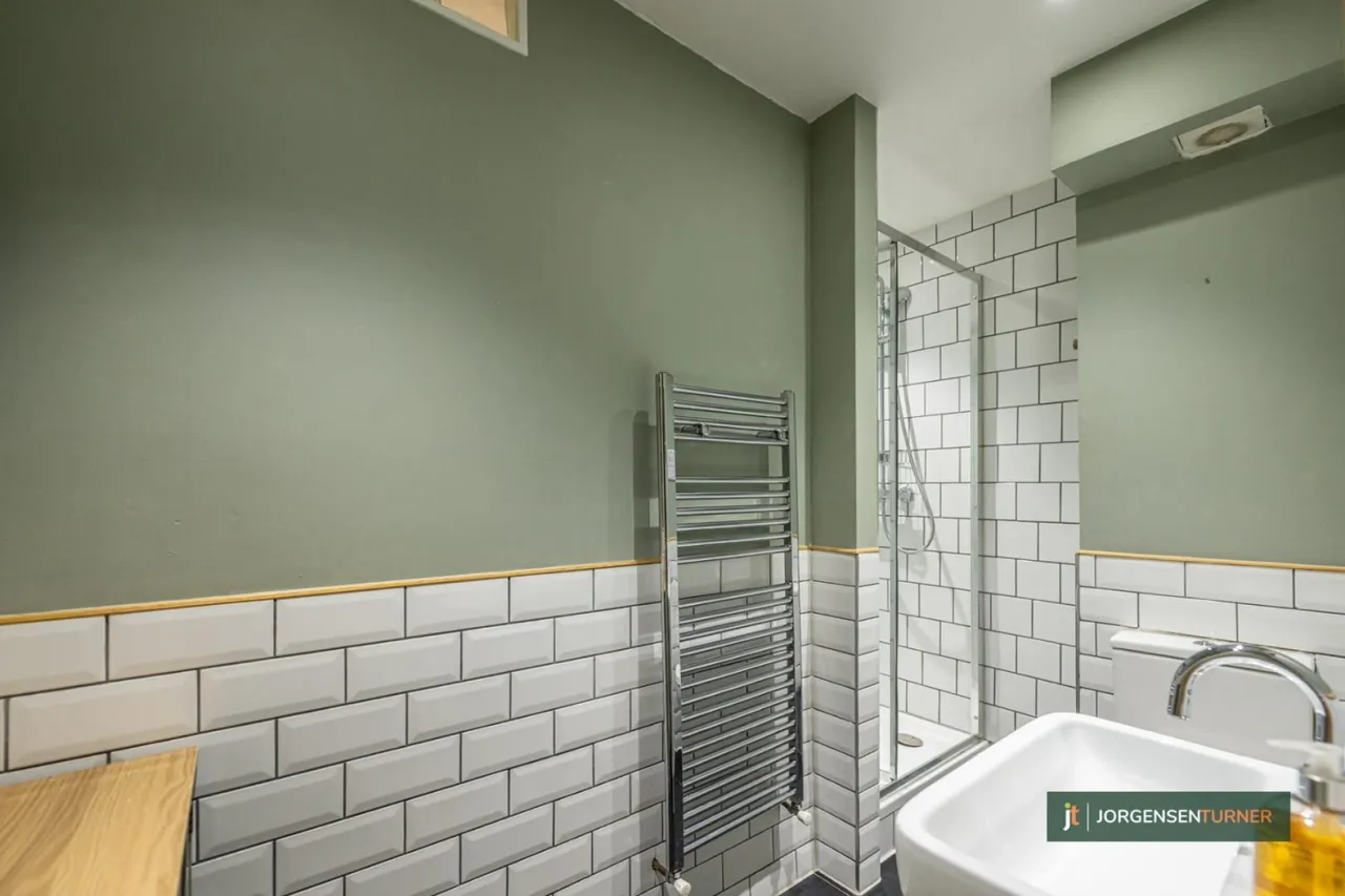 Coningham Road, Shepherds Bush, W12, photo 6