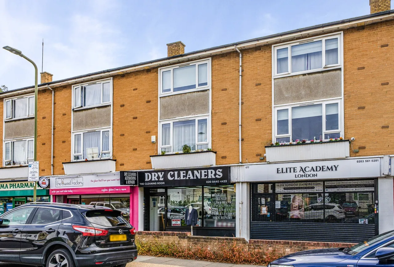 Bells Hill, Barnet, EN5 2TB, photo 2