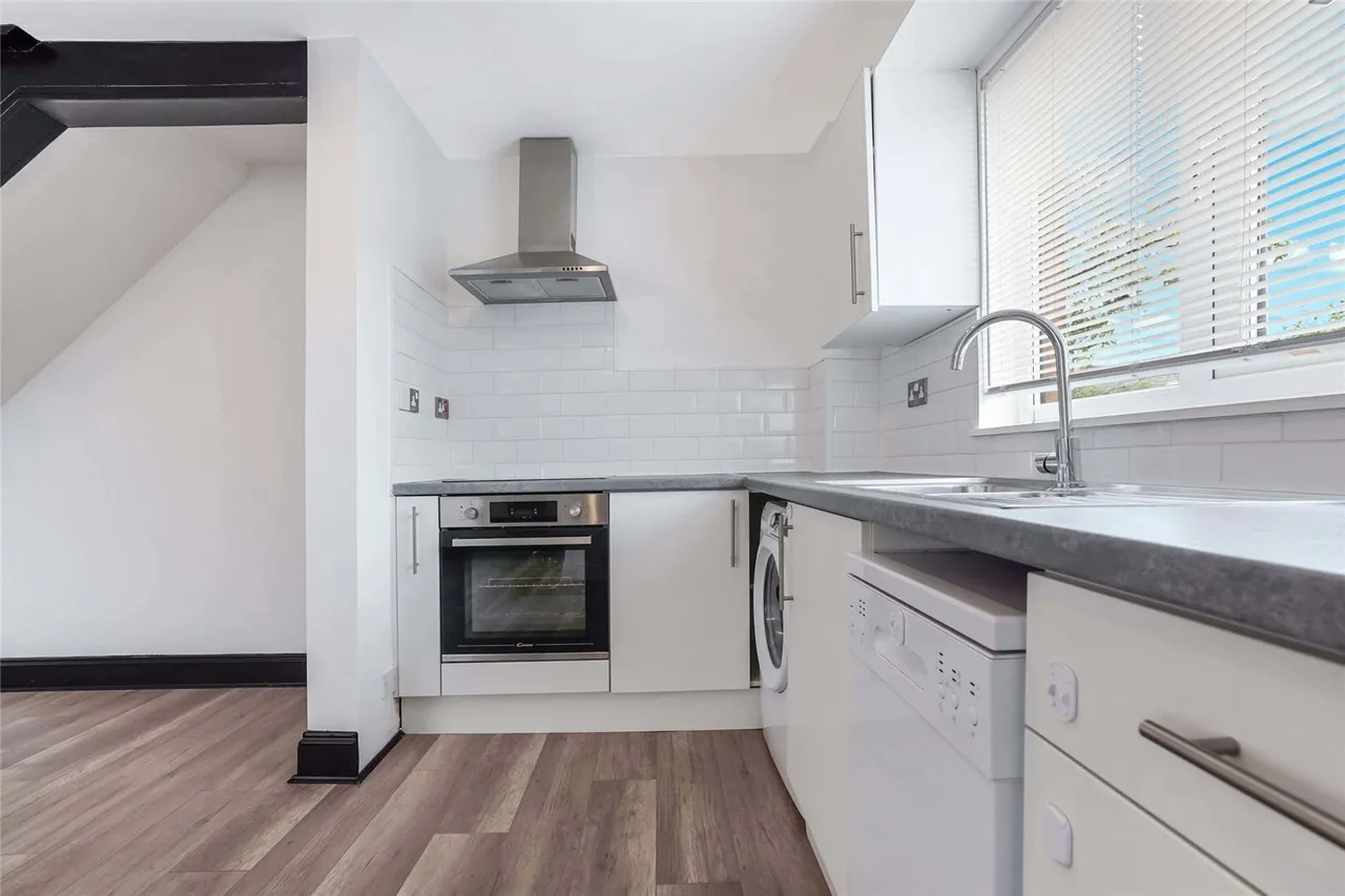 Southview Court, GLASGOW, Lanarkshire, G64, photo 9