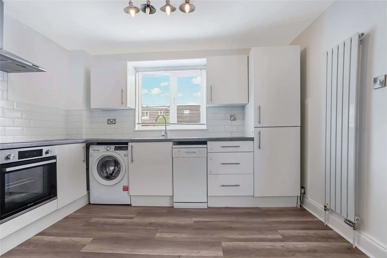 Southview Court, GLASGOW, Lanarkshire, G64, photo 7