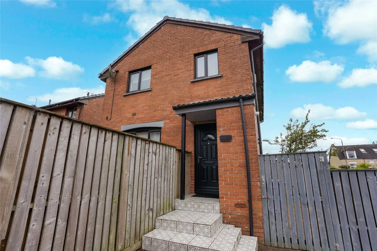 2 bed house for sale — Southview Court, GLASGOW, Lanarkshire, G64
