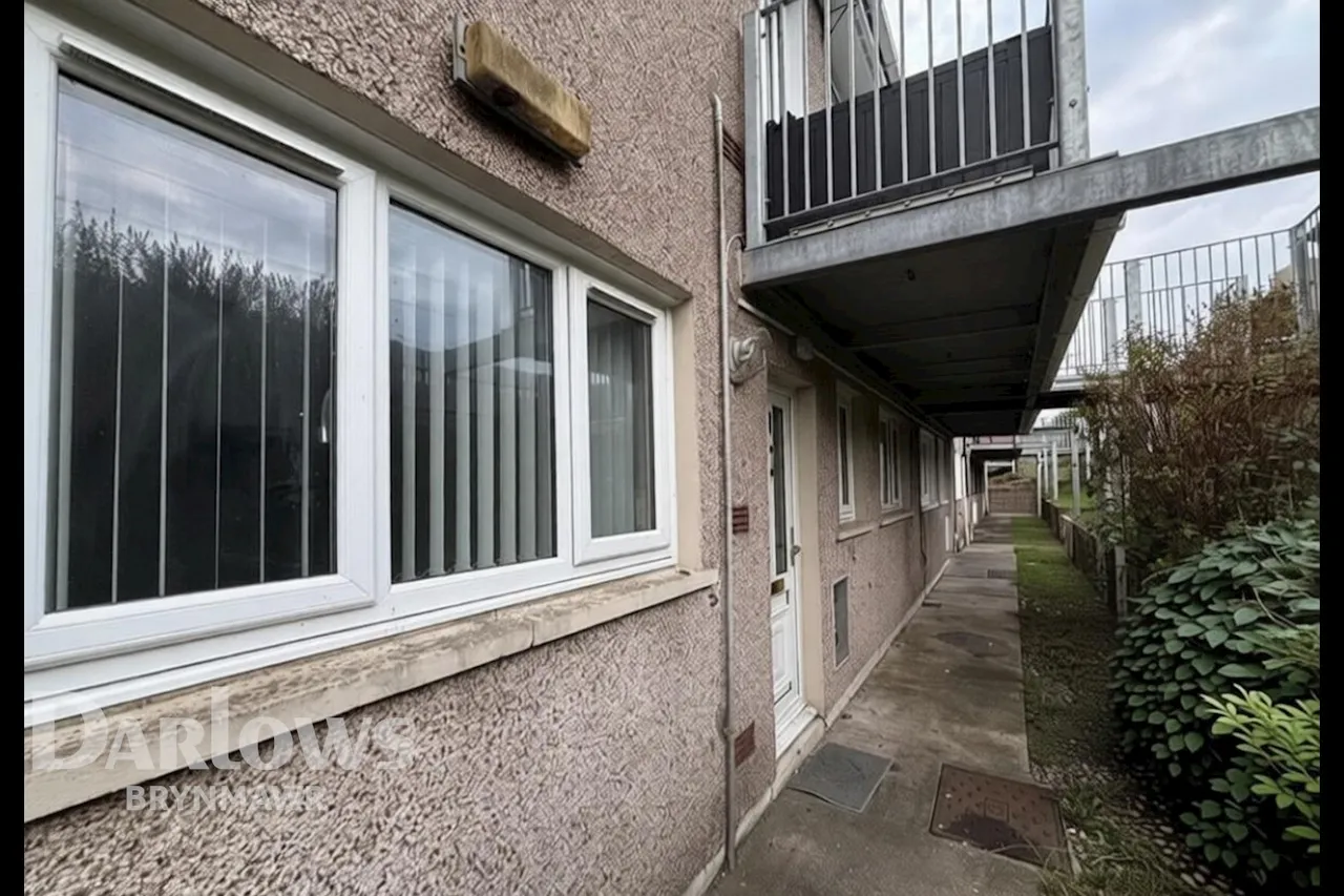 Bronhafod Street, Brynmawr, photo 8