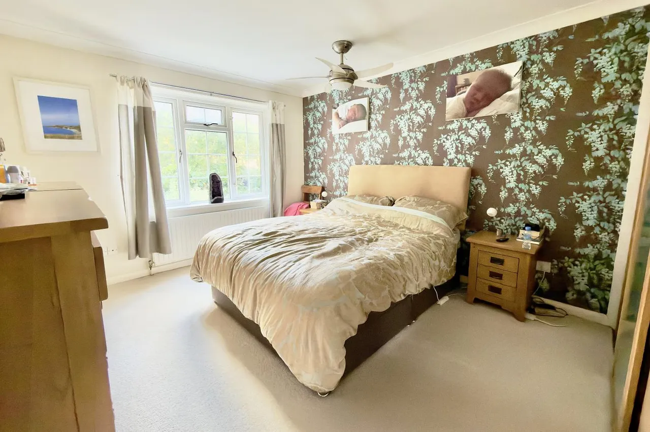 St Ives Gardens, BH2, photo 7