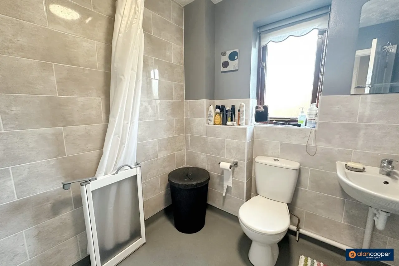 Stokesay Close, Weavers Green, CV11, photo 11
