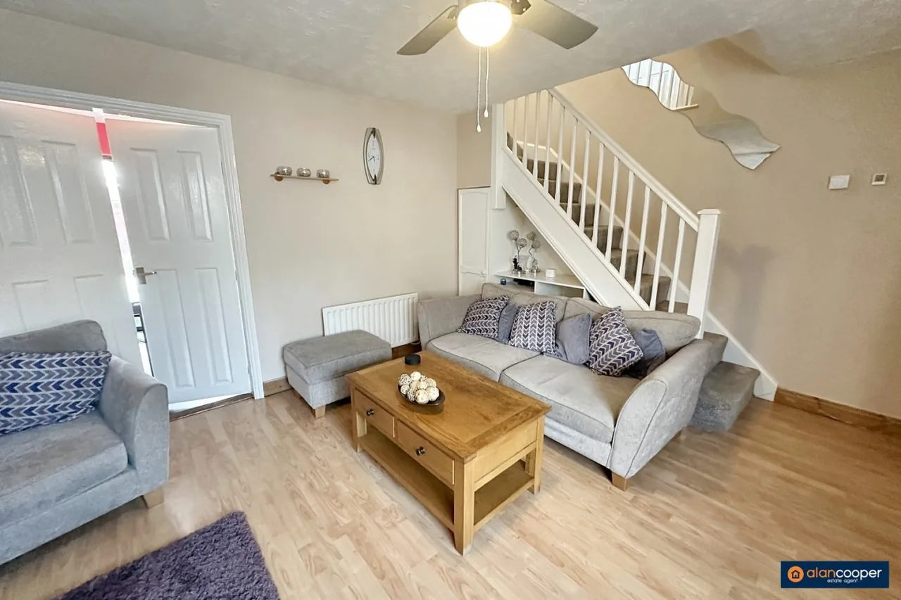Stokesay Close, Weavers Green, CV11, photo 4