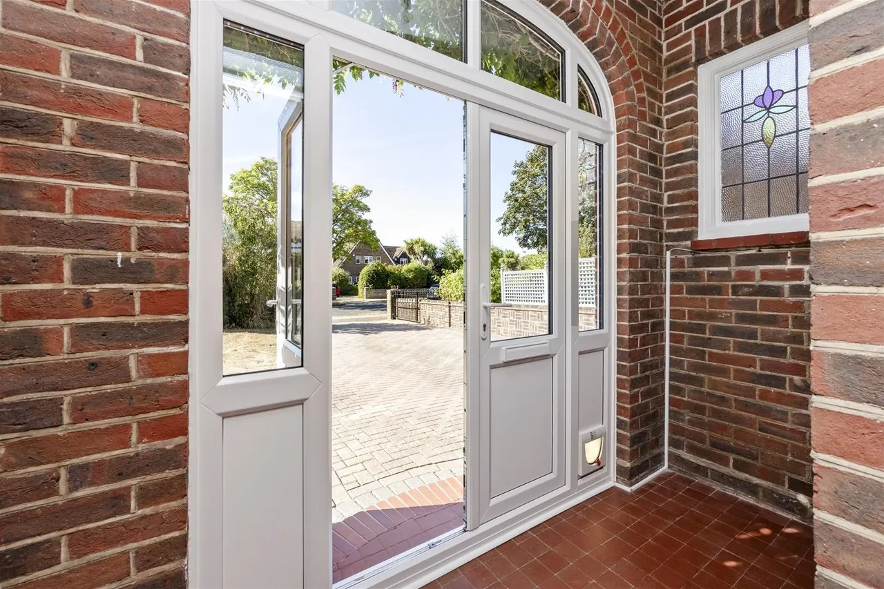 Ashurst Drive, Goring By Sea, Worthing, photo 20