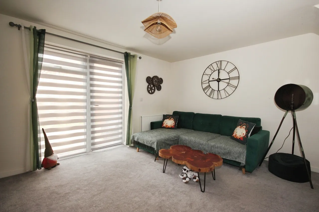 Binswood Close, COVENTRY, West Midlands, CV2, photo 2