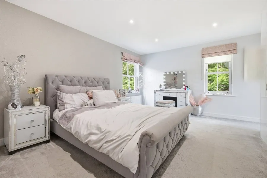 with 4 bedrooms in Clavering, Nr Saffron Walden, CB11, photo 12