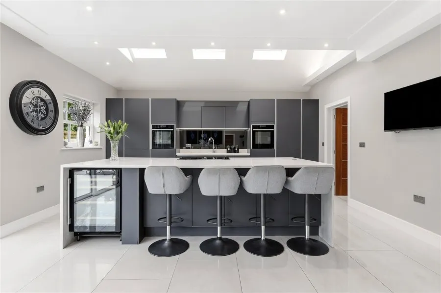 with 4 bedrooms in Clavering, Nr Saffron Walden, CB11, photo 6