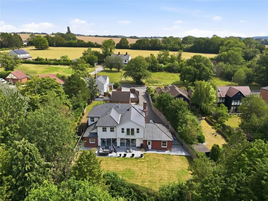 with 4 bedrooms in Clavering, Nr Saffron Walden, CB11, photo 21