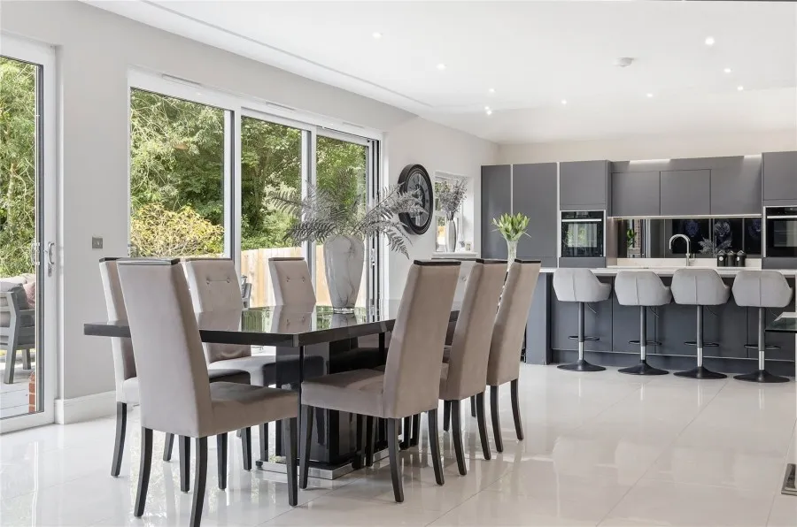 with 4 bedrooms in Clavering, Nr Saffron Walden, CB11, photo 3