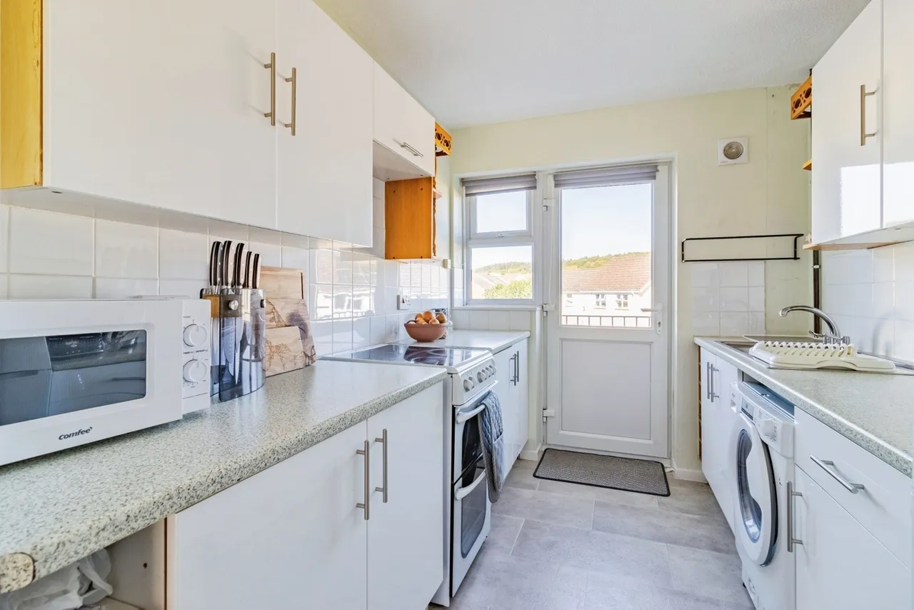 Kings Coombe Drive, Kingsteignton, TQ12, photo 10