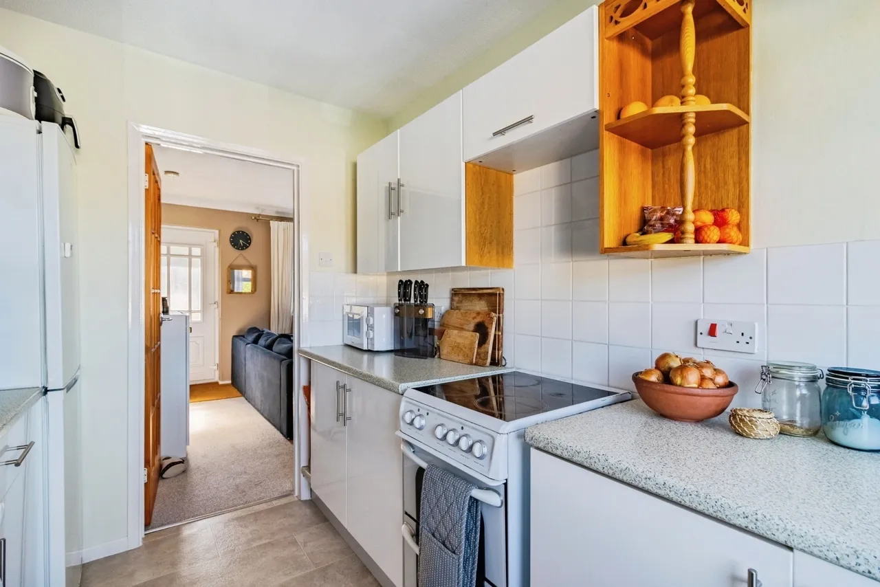 Kings Coombe Drive, Kingsteignton, TQ12, photo 11