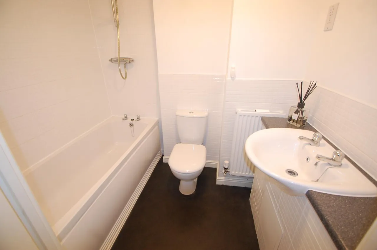 Thames Way, Hilton, DE65, photo 5
