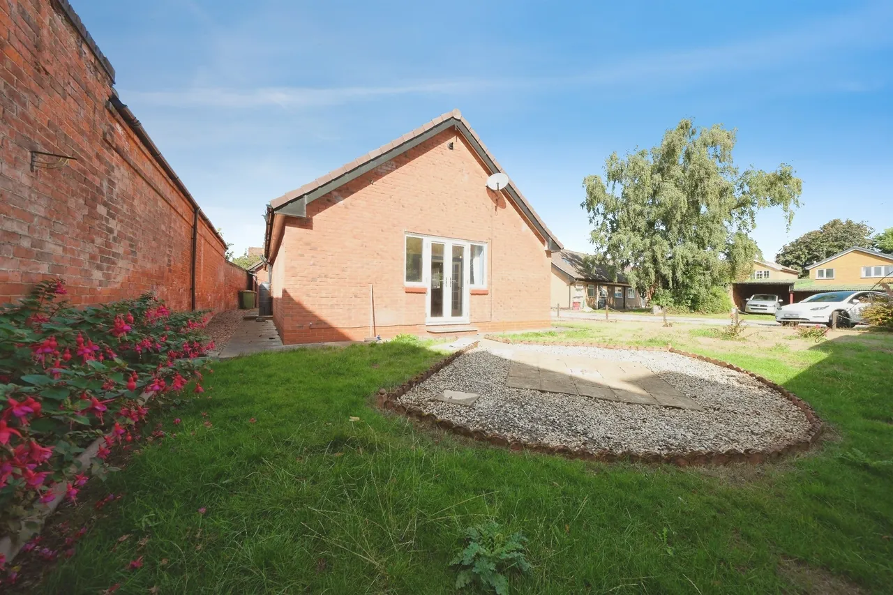 Park Lane, Castle Donington, DE74, photo 20