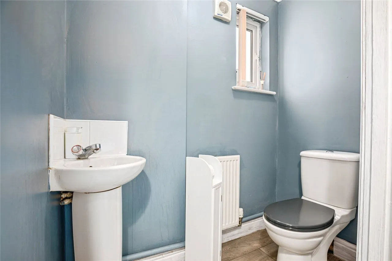 Bryn Deri Close, Adpar, SA38, photo 9
