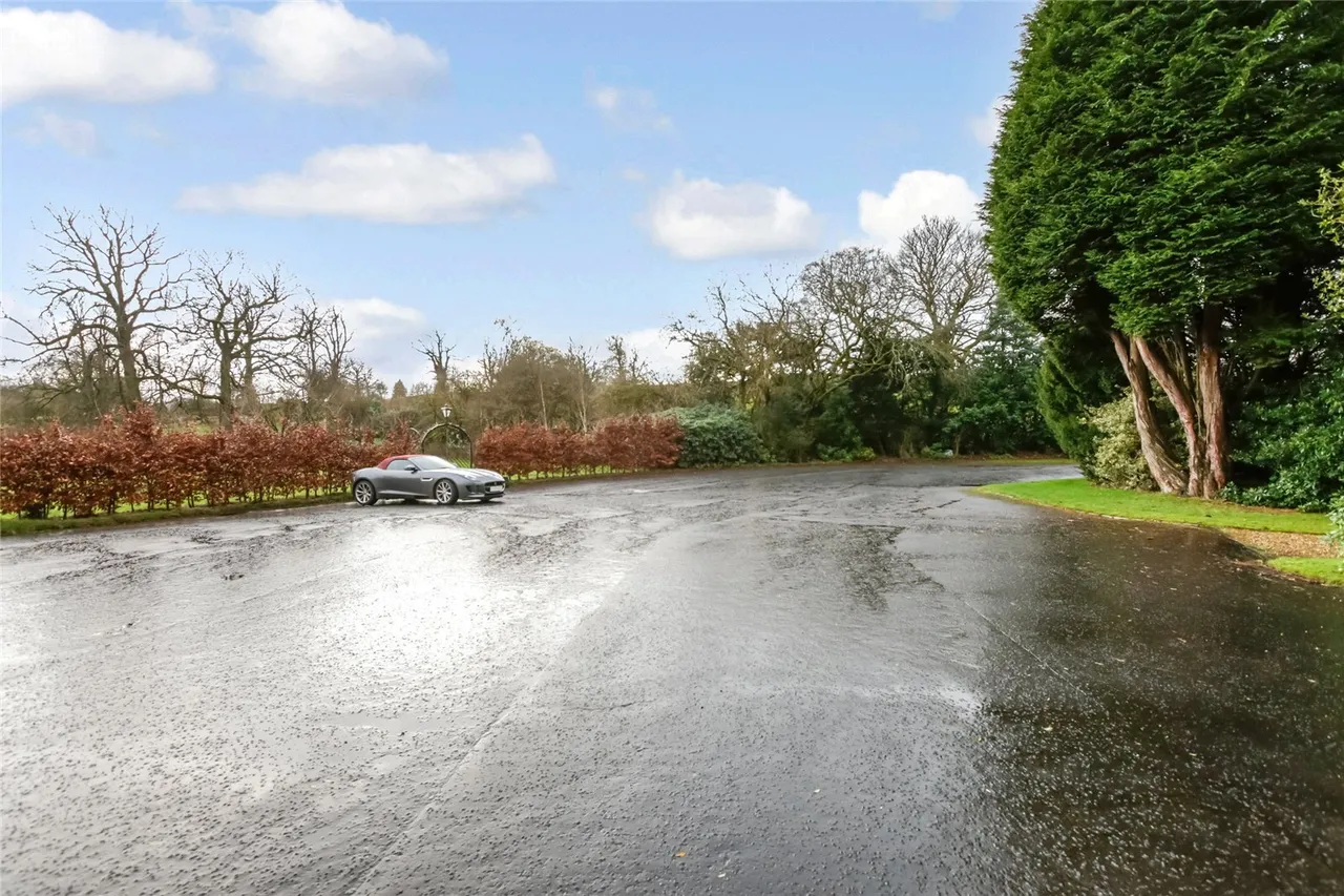 Wilderness Brae, Cumbernauld, Glasgow, North Lanarkshire, G67, photo 27