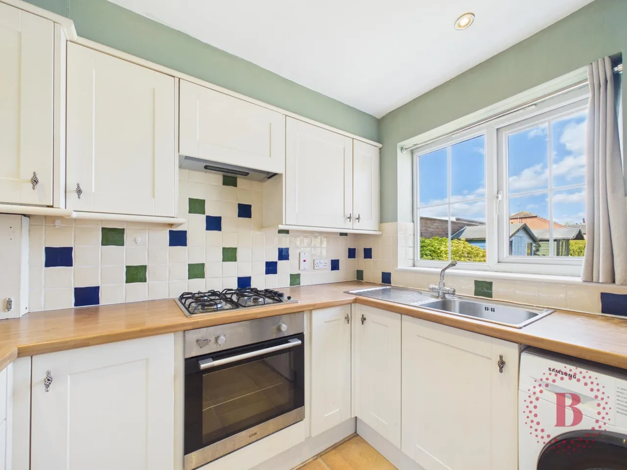 Field View, Grantham Road, Radcliffe-On-Trent, NG12, photo 2