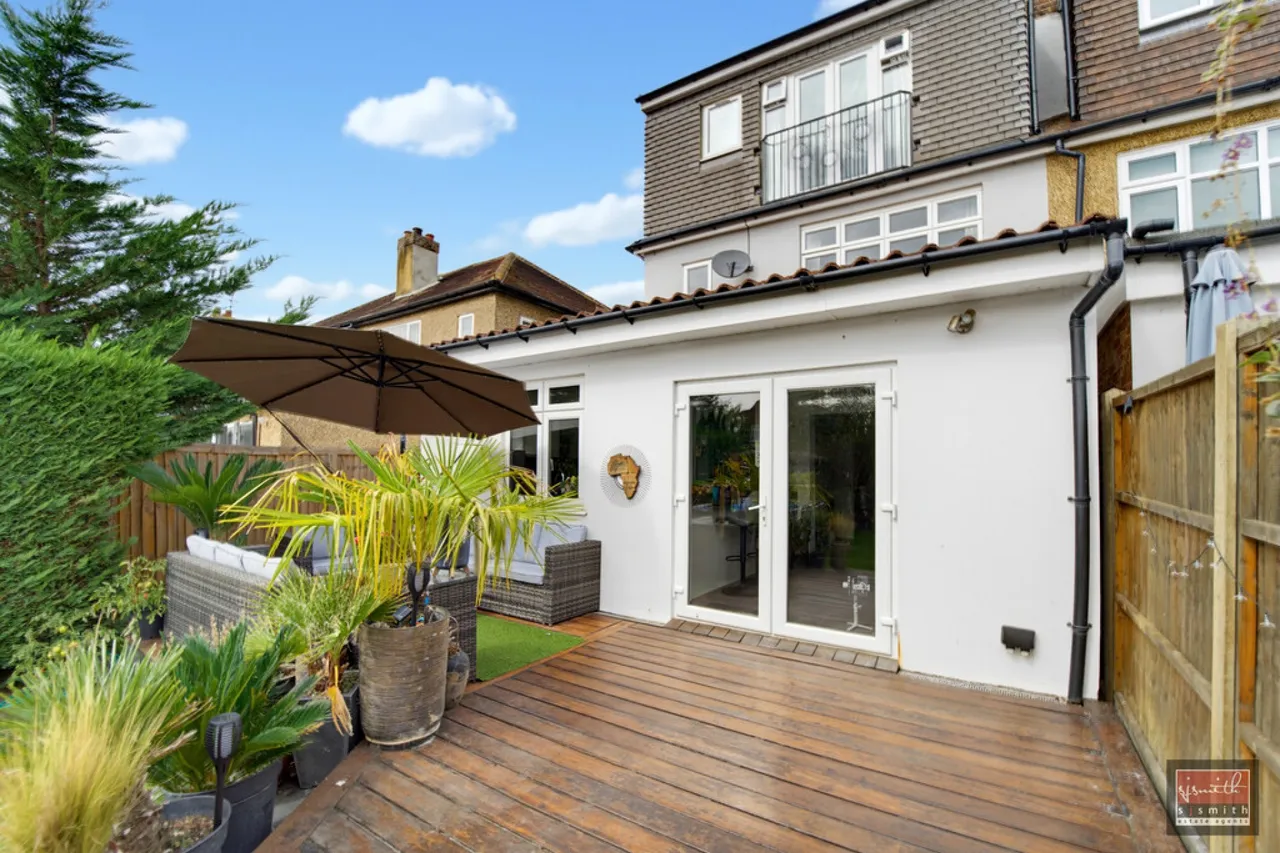 Templedene Avenue, Staines-upon-Thames, TW18, photo 25