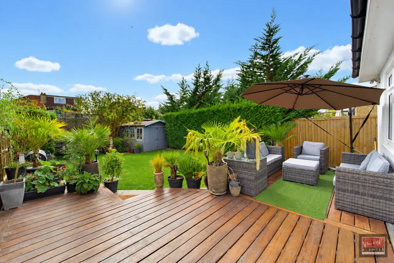 Templedene Avenue, Staines-upon-Thames, TW18, photo 30