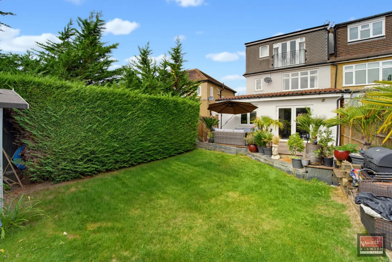 Templedene Avenue, Staines-upon-Thames, TW18, photo 28