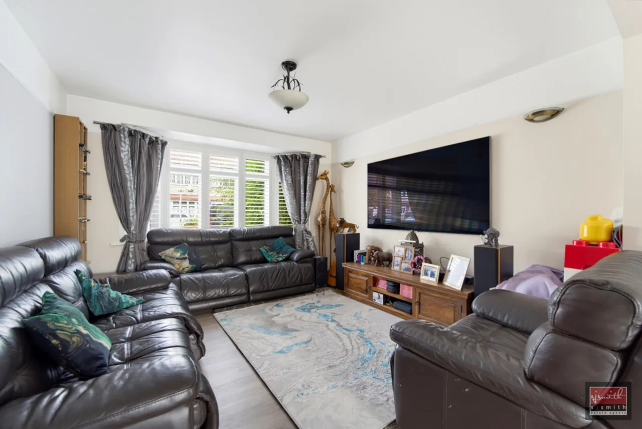 Templedene Avenue, Staines-upon-Thames, TW18, photo 7