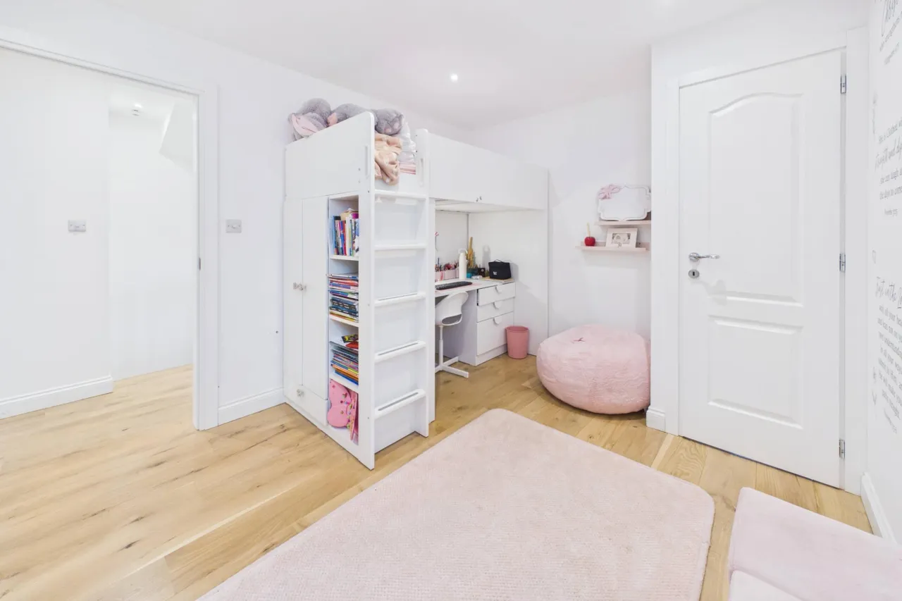 Coniston Road, Kings Langley, WD4, photo 21