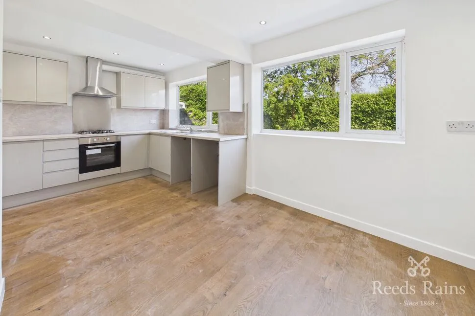 Rossendale Road, Heald Green, Greater Manchester, SK8, photo 2