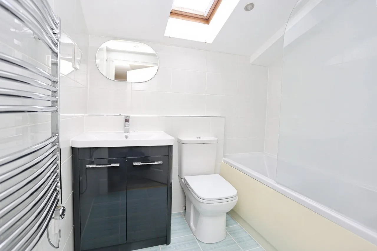 Heaton Moor Road, Heaton Moor, SK4, photo 5