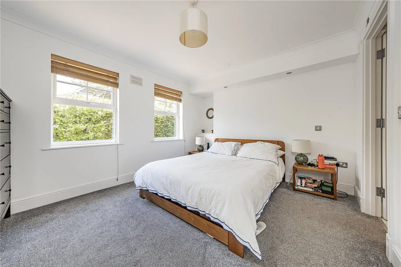 Kings Road, Richmond, TW10, photo 4