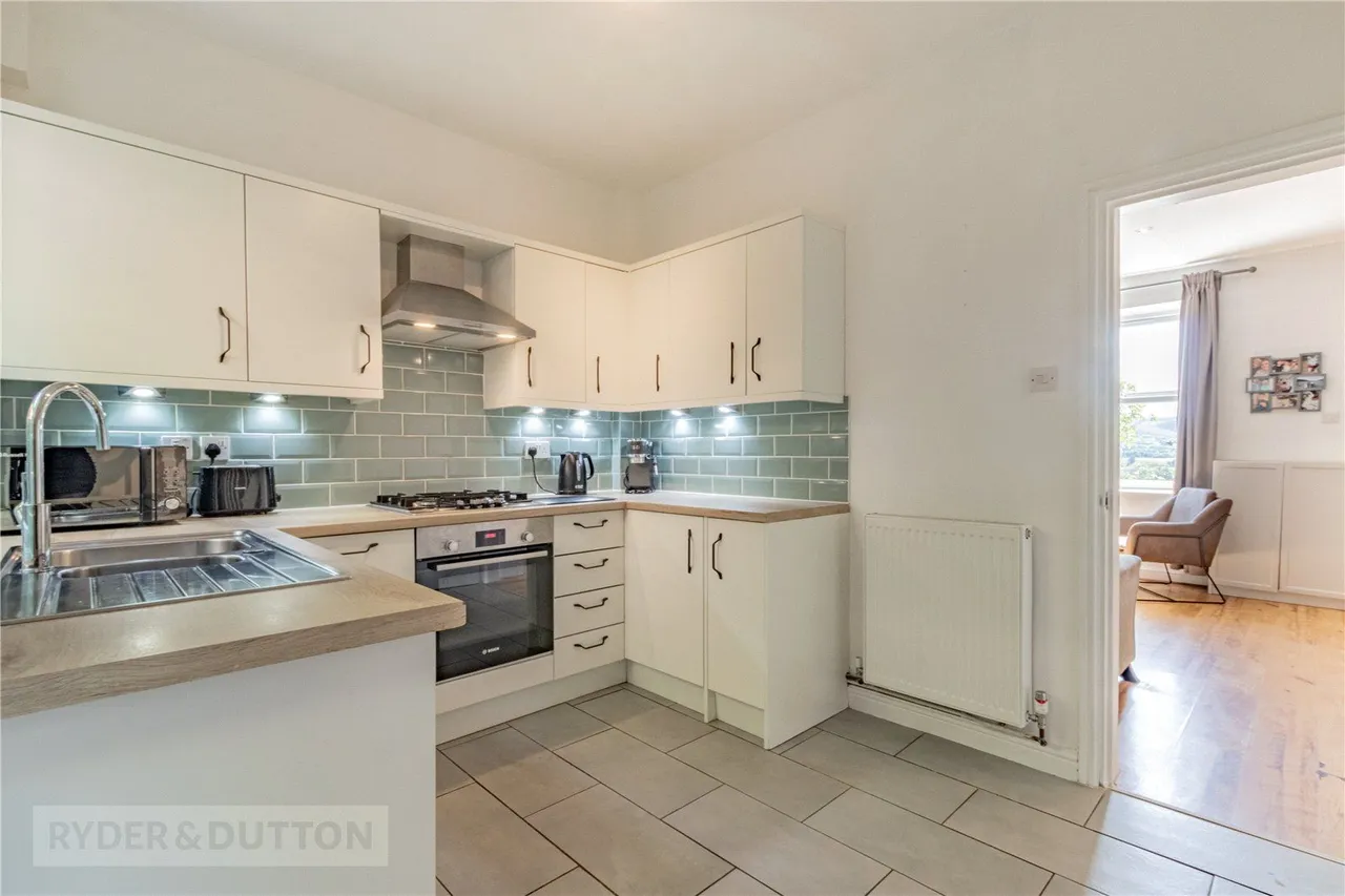 Vale Side, Mossley, OL5, photo 9