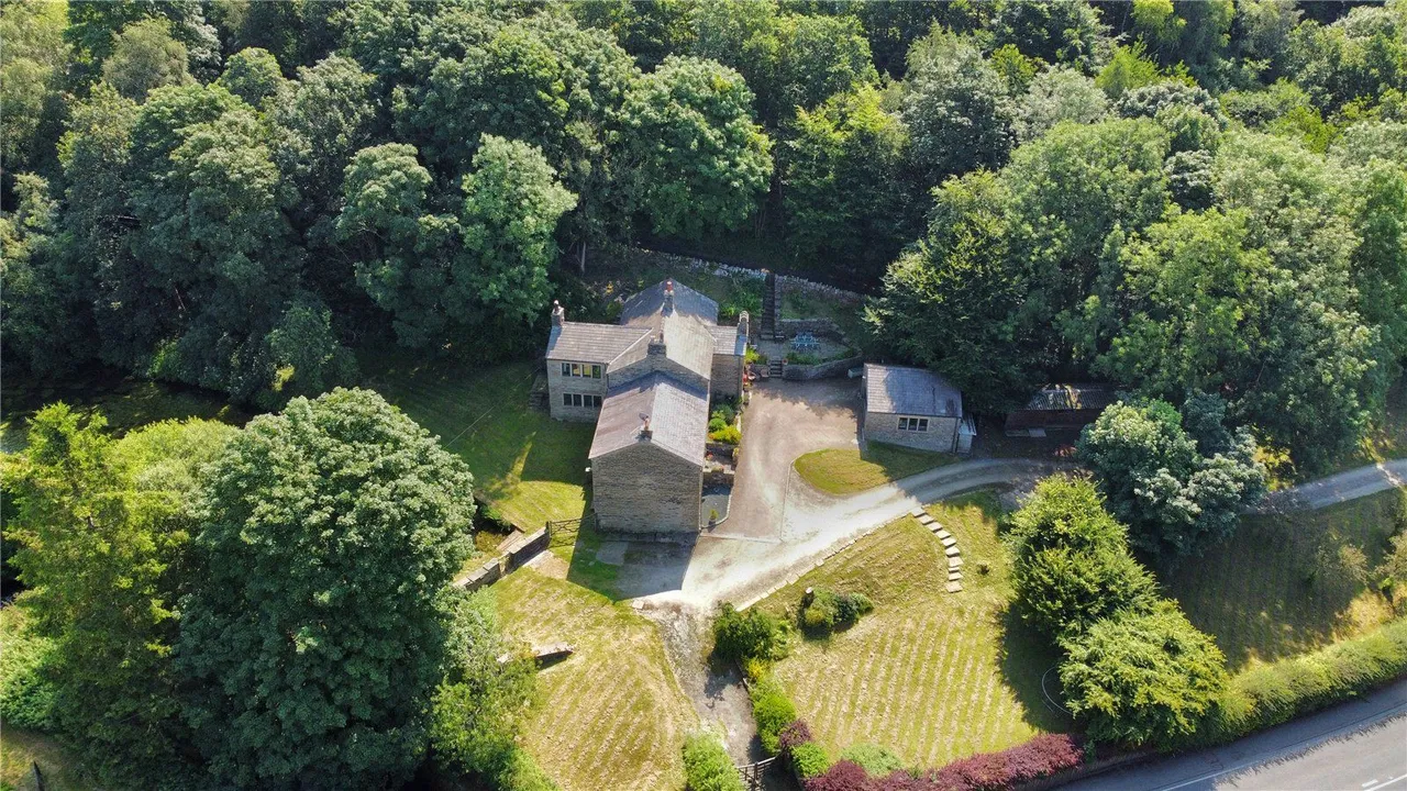 Burnley Road East, Lumb, BB4, photo 22