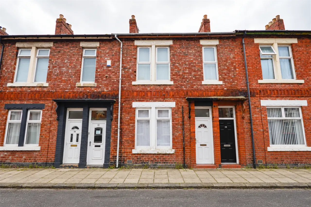 2 bed flat to rent, Canterbury Street, South Shields, NE33
